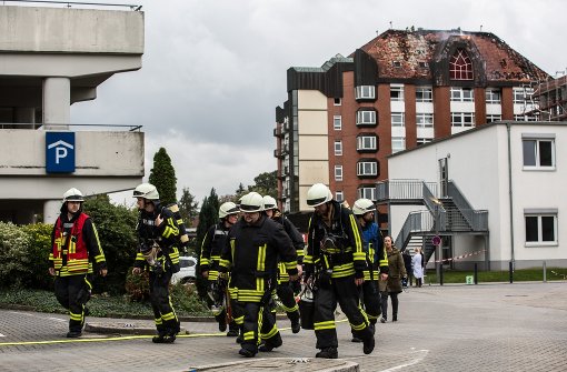 Die Polizei in Bochum kämpfte stundenlang gegen die Flammen in einem Krankenhaus. Foto: dpa