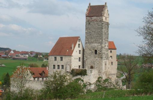 Die Wanderung führt an dieser Burg Katzenstein vorbei. Foto: Burg Katzenstein