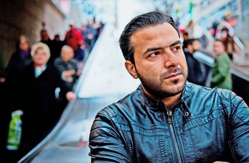 Folteropfer 621 heißt eigentlich Aghyad:  Heute lebt der  Syrer in Böblingen – seinen Nachnamen will der 33-Jährige nicht verraten. Foto: Max Kovalenko