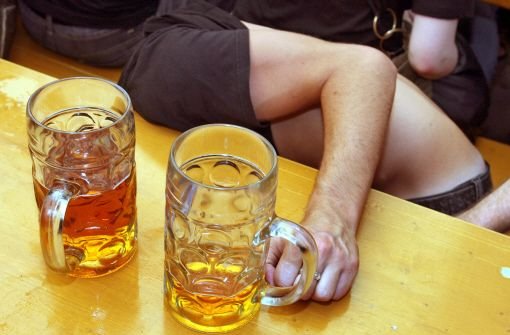 Diagnose Alkoholvergiftung: Immer häufiger landen Jugendliche nach einer Partynacht im Krankenhaus. Foto: dpa