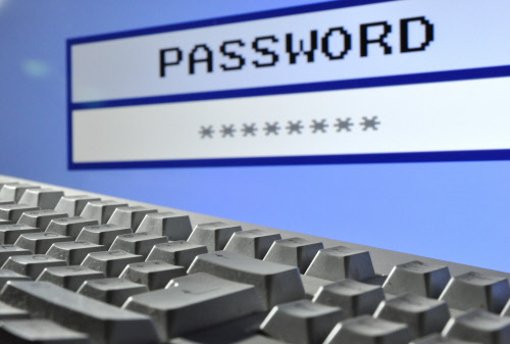 Millionen von E-Mail-Adressen und den dazugehörigen Passwörtern sind in den Händen von Kriminellen. Foto: dpa