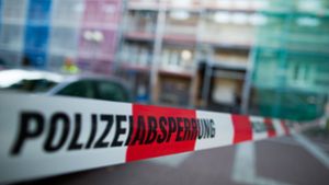 In Bad Cannstatt wir ein 19-Jähriger durch einen Messerstich verletzt (Symbolbild) Foto: dpa