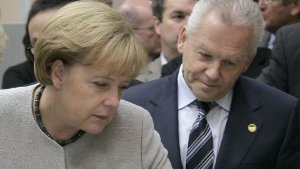 Kanzlerin Angela Merkel steht zum Projekt Stuttgart 21, Bahnchef Rüdiger Grube bittet um Geld vom Bund. Foto: dpa