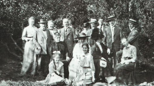 Die Familie Bonz im Garten bei der Fabrik in Böblingen um 1914 Foto:  