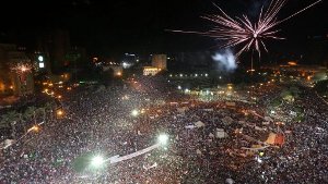 Hunderttausende Mursi-Gegner versammeln sich auf dem Tahrir-Platz in Kairo. Foto: EPA