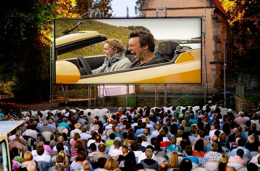 Kino unter freiem Himmel: Auf dem Zeller-Platz in  Waiblingen läuft  „Der geilste Tag“. Foto: WTM Waiblingen