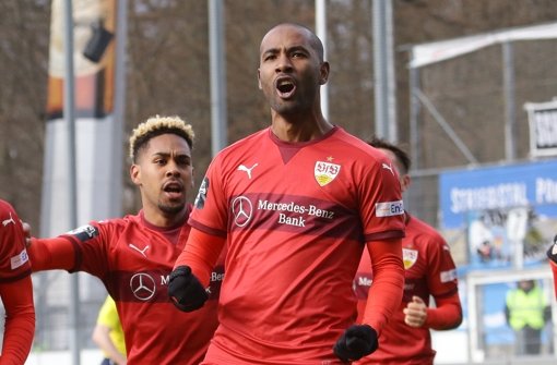 Cacau will es beim VfB Stuttgart II nicht bei einem Treffer belassen. Trifft er in der Partie bei Fortuna Köln? Foto: Pressefoto Baumann