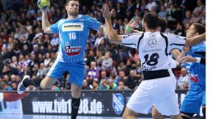 Michael Kraus (li.) will mit den Handballern des TVB Stuttgart im Derby gegen HBW Balingen-Weilstetten ein Ausrufezeichen im Kampf um den Klassenverbleib setzen. Foto: Baumann