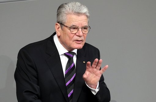 Bundespräsident Joachim Gauck hat beim Gedenken an die Befreiung des Konzentrationslagers Auschwitz an die Opfer erinnert. Foto: dpa
