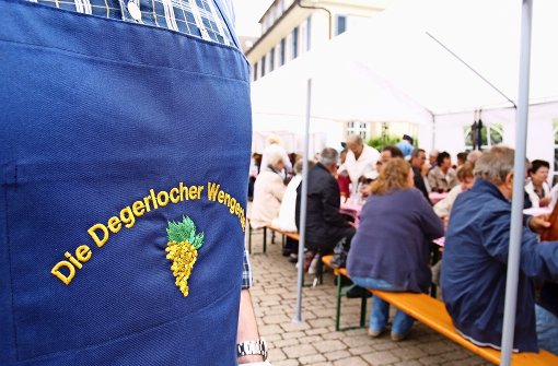 Bei der Premiere des Degerlocher Sommers 2014  waren  die Degerlocher Wengerter für die Bewirtung zuständig. Foto: Rüdiger Ott