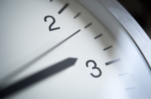 Am  25. Oktober wird die Uhr um 3 Uhr eine Stunde zurückgestellt. Foto: dpa