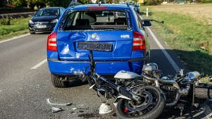Zwei Verletzte bei Motorradunfall