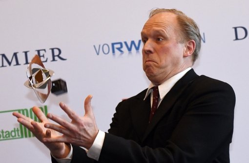 Der Schauspieler Ulrich Tukur erhielt den Grimme-Preise 2015 für die Tatort-Folge Im Schmerz geboren. Foto: dpa