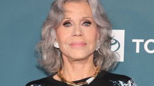 Schauspielerin Jane Fonda auf dem roten Teppich der EMA Awards Gala 2024. Foto: imago/ABACAPRESS