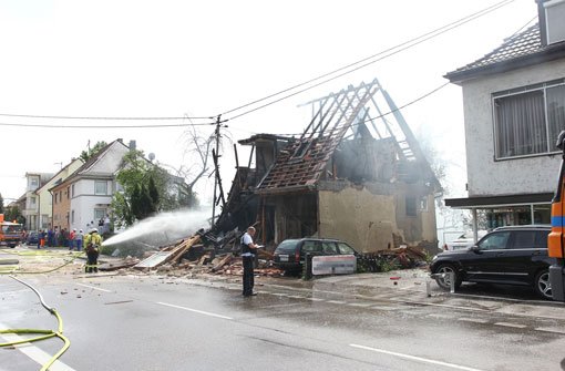 Nach einer Gasexplosion in Nürtingen ist das Haus eine Ruine. Foto: 7aktuell.de