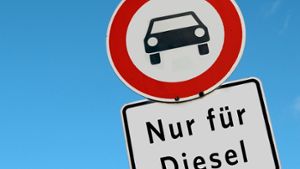 Vorschlag der Deutschen Umwelthilfe für ein Fahrverbot von Dieselautos in ganz Stuttgart. Foto: Fotolia/B.Wylezich
