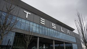 Die Produktion bei Tesla in Grünheide steht still. Foto: dpa/Christophe Gateau