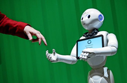 Bei KI denken viele zunächst an Roboter. In Vaihingen befassen sich Wissenschaftler auch mit ethischen Fragestellungen im Zusammenhang mit künstlicher Intelligenz. Foto: dpa/Axel Heimken