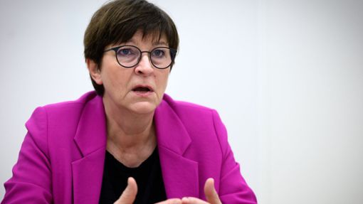 SPD-Chefin Saskia Esken nennt AfD „klar demokratiefeindlich“ (Archiv). Foto: dpa/Bernd von Jutrczenka