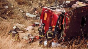Das schwere Busunglück in Südostspanien forderte viele Todesofer.  Foto: dpa