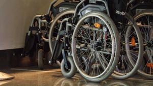 Vier Kinder über Jahre wegen erfundener Krankheiten im Rollstuhl