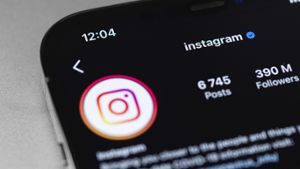 Was bedeutet der blaue Haken bei Instagram?