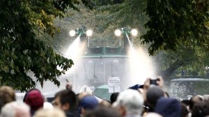 Der Wasserwerfer-Einsatz der Polizei am 30. September. Foto: dapd