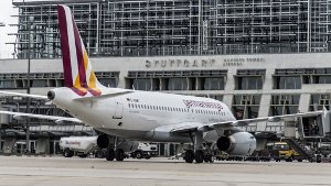 Drei Germanwings-Maschinen blieben am Dienstag am Flughafen Stuttgart und setzten nicht zum Abflug an.  Foto: dpa