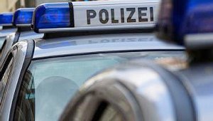 Die Polizei sucht Zeugen zu einer sexuellen Belästigung, die sich am Donnerstagnachmittag in Esslingen ereignet hat. Ein etwa 50 Jahre alter Unbekannter hat einer Jugendlichen auf offener Straße an das Gesäß gefasst und sie danach beleidigt. Foto: dpa/Symbolbild