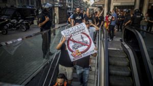 In Barcelona gab es Demonstrationen nach dem Anschlag. Foto: AP