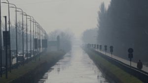 Mit zahlreichen Maßnahmen versucht man in Mailand, der schmutzigen Luft Herr zu werden. Foto: Luca Bruno/AP/dpa