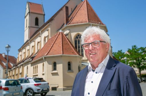 In der Kirche daheim, in der Gesellschaft zu Hause:  Paul Magino, der scheidende Dekan von Esslingen-Nürtingen, geht in den Ruhestand. Foto: Roberto Bulgrin
