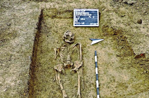 Das Grab aus der Alemannenzeit ist noch nicht geplündert worden. Foto: Amt für Denkmalpflege