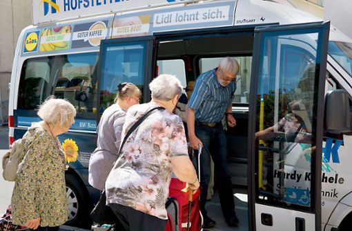 Der Bürgerverein in Botnang betreibt den  Ortsbus seit  2010. Foto: Marta Popows/a