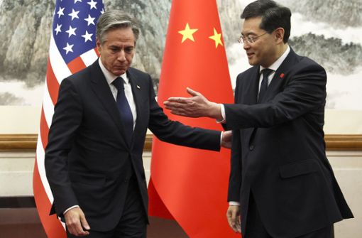Freundliche Gesten: US-Außenminister Antony Blinken (links) trifft den chinesischen Außenminister Qin Gang. Foto: dpa/Leah Millis