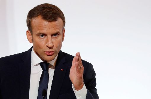 Emmanuel Macron ruft zu einer konsequenten Anwendung des neuen Anti-Terror-Gesetzes auf. Foto: AFP