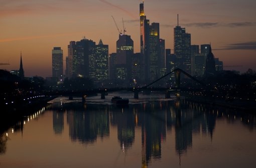 Skyline von Frankfurt mit Bankentürmen Foto: dpa
