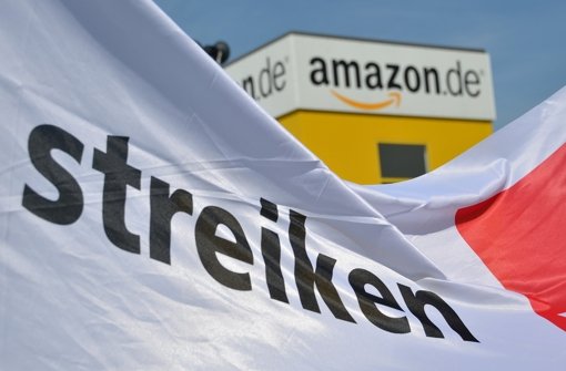In Bad Hersfeld und Leipzig haben Amazon-Mitarbeiter ihre Arbeit niedergelegt. Foto: dpa