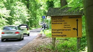 Hier geht’s lang zum Ferienwaldheim. Foto: Archiv Achim Zweygarth