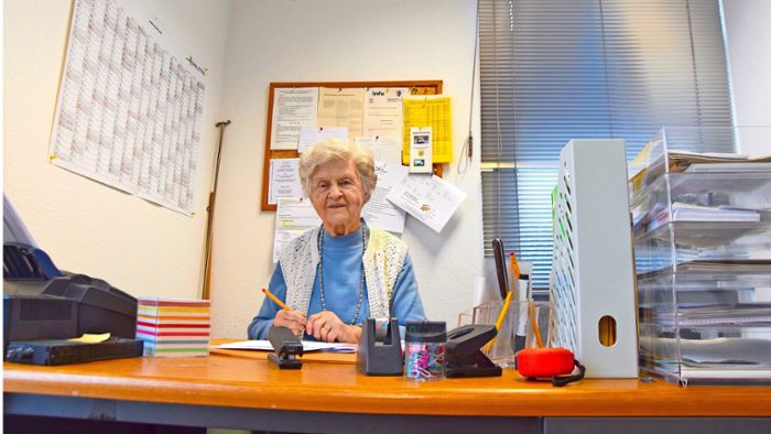 Voll im Einsatz beim Roten Kreuz  – sogar noch mit 86 Jahren