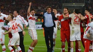 Der VfB Stuttgart feiert den Finaleinzug Foto: dpa