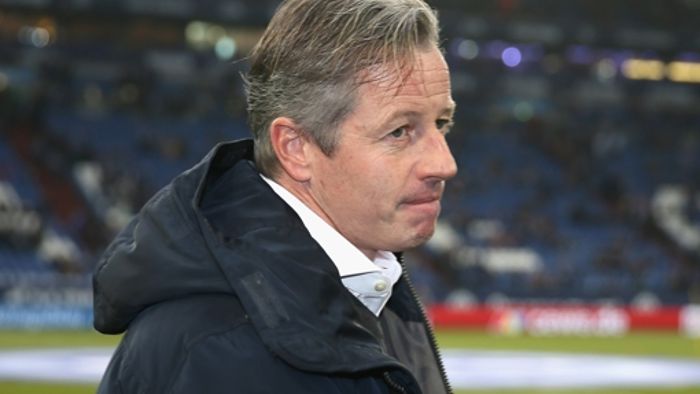 Schalke bleibt dem Trainer treu