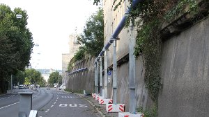 Die Straße Am Schloßgarten ist nur noch bis Donnerstag befahrbar. Dann wird sie dauerhaft gesperrt. Foto: Beytekin