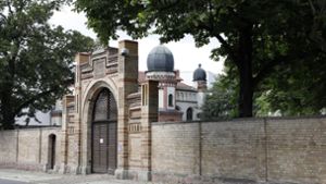 Die Synagoge in Halle war 2019 Ziel eines antisemitischen Anschlags gewesen. (Archivbild) Foto: imago images/Future Image/Rolf-Peter Stoffels via www.imago-images.de