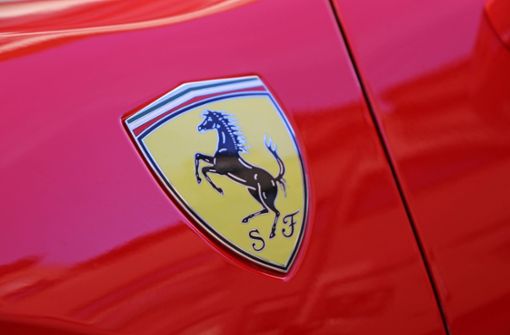 An zwei Ferrari sowie zwei Maserati wurden Reifen zerstochen. (Symbolbild) Foto: imago images/U. J. Alexander/ via www.imago-images.de
