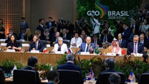 Der G20-Runde steht für etwa 80 Prozent der weltweiten Wirtschaftskraft und 60 Prozent der Weltbevölkerung. Foto: Bernd von Jutrczenka/dpa