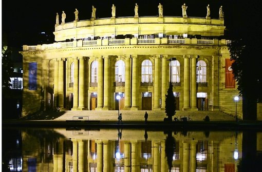 Die Stuttgarter schätzen die kulturellen Einrichtungen der Stadt wie die Oper Foto: dpa