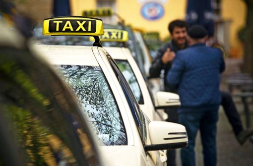 Taxifahrer im Land müssen derzeit häufig diskutieren. Foto: /Lichtgut/Leif Piechowski