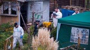 Polizisten haben in einer Kleingartensiedlung in Luckenwalde wohl die Leiche des kleinen Elias gefunden. Foto: dpa