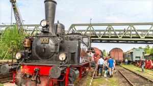 Baustelle in Kornwestheim: Eisenbahn-Fans verlassen die Stadt